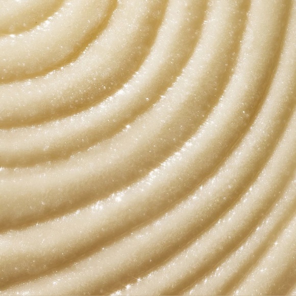 Tree Hut Vanilla Shea Sugar Scrub, NEW - Picture 3 of 6